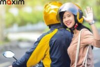 Pelanggan Maxim sedang Naik Ojek Maxim
