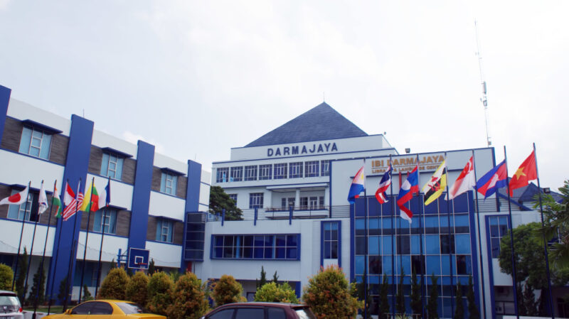 Gaji Institut Informatika dan Bisnis Darmajaya (Darmajaya) Terbaru