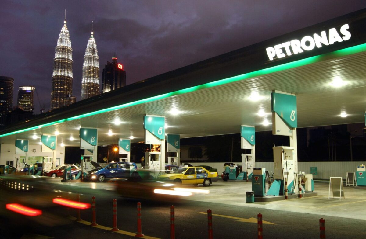 Gaji PT Petronas Malaysia Terbaru