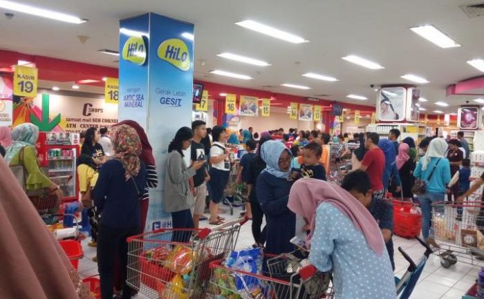 Gaji pegawai supermarket superindo