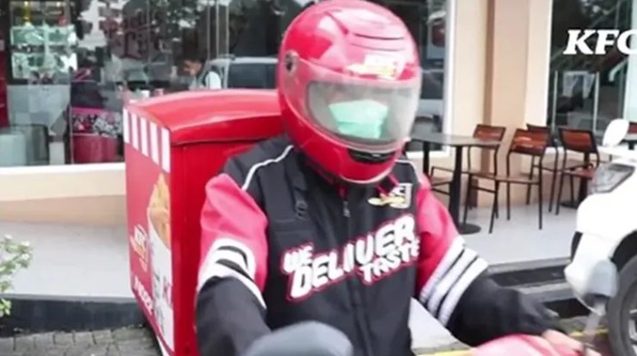 Gaji Karyawan Warung Makan Nasi Goreng Beringharjo