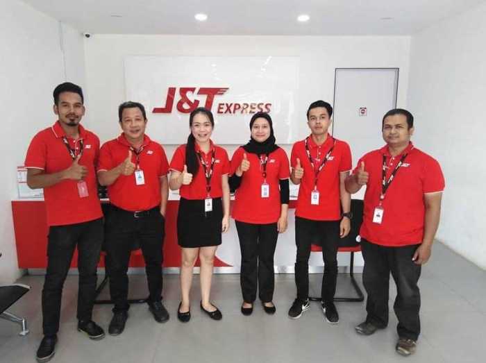Gaji Karyawan CV Permata Jaya Sentosa