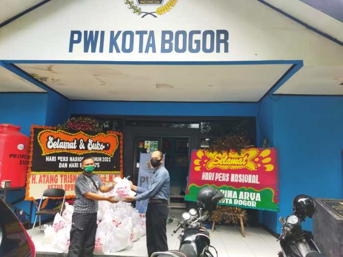 Gaji Karyawan Toko Sembako Berkah Rizki