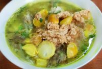 Soto cak har surabaya lamongan waktu suasananya saya libur itu sekali ramai ternyata