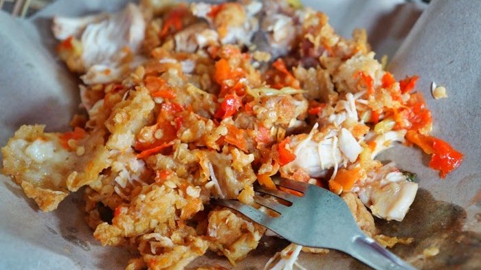 Gaji Karyawan Warung Makan Ayam Geprek Bu Rum