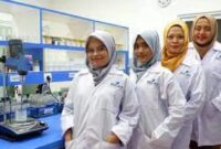 Gaji Karyawan Eka Komputer