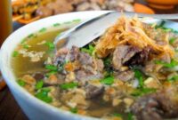 Gaji Karyawan Warung Makan Soto Daging Pak Ngadiran
