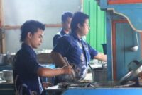 Gaji Karyawan Warung Makan Mie Ayam Tumini