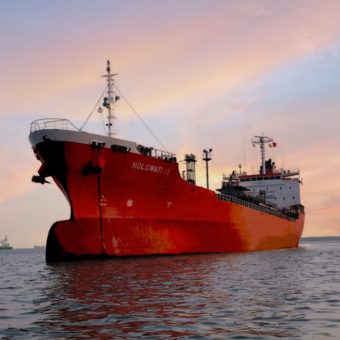 Gaji PT Berlian Laju Tanker Tbk
