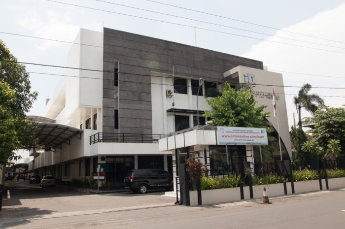 Gaji PT Intan Pariwara Klaten