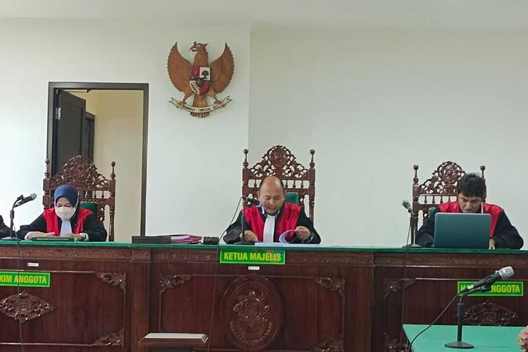 5 Petani dan 3 Mahasiswa yang Dituduh Curi Sawit Perusahaan Divonis 1,4 ... Gaji PT Agri Andalas Bengkulu