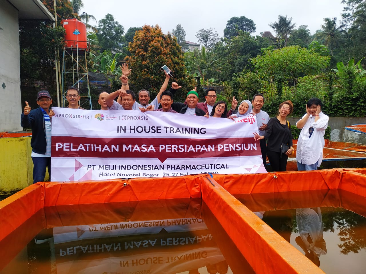 Gaji PT Meiji Indonesian Pharmaceutical Industries