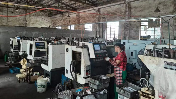 Gaji Karyawan PT Bromo Steel Indonesia Terbaru 2024 - Idneeded.com Gaji PT Dingsheng Metal Indonesia
