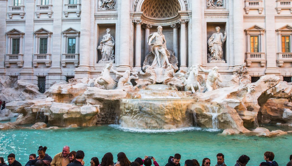 Gaji PT Trevi Fontana