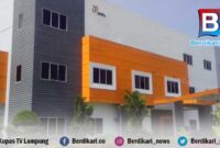 Gaji PT Suri Tani Pemuka